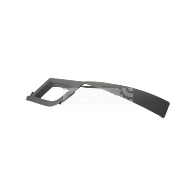 FRONT SPOILER RIGHT IAM